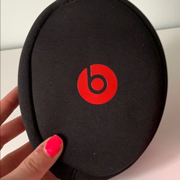 Beats By Dr. Dre Pink Solo HD Beats - Picture 5 of 8